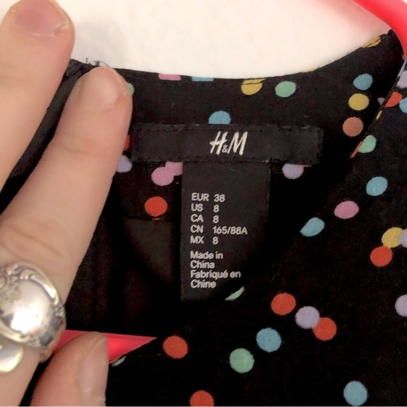 8 ::: H&M DIVIDED ::: CONFETTI SK8 PARTY DRESS - Picture 2 of 3